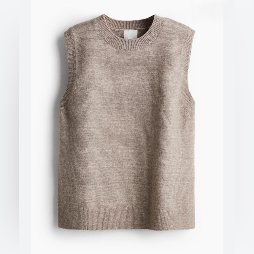 H&M Women's Sweater Vest in Taupe Melange - Size: S - NWT!